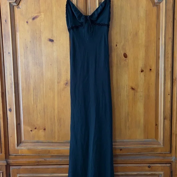 Princess Polly Emily Maxi Dress - Picture 2 of 5